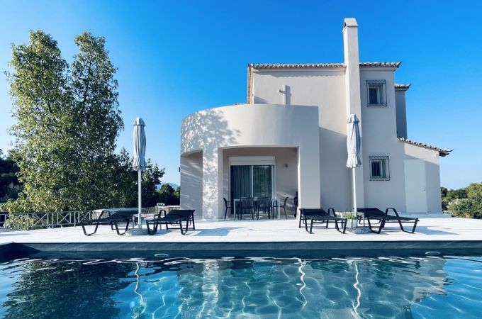 VILLA ISMINI